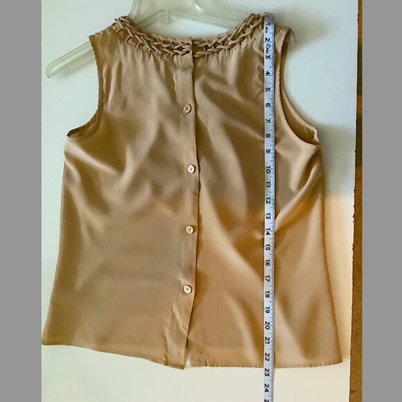 Talbots Petites - Classic Beige sleeveless Silk top Size 10P - Picture 8 of 9